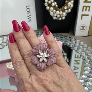 ✨💕Flower Statement Pink Floral Ring Size 7.5-8✨💕Preloved